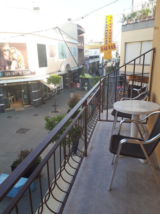 Hostal Margarita 피네다데마르 외부 사진